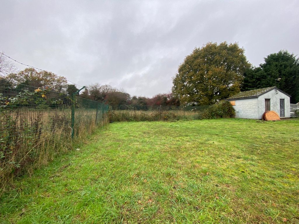 Property photo 1 of 4