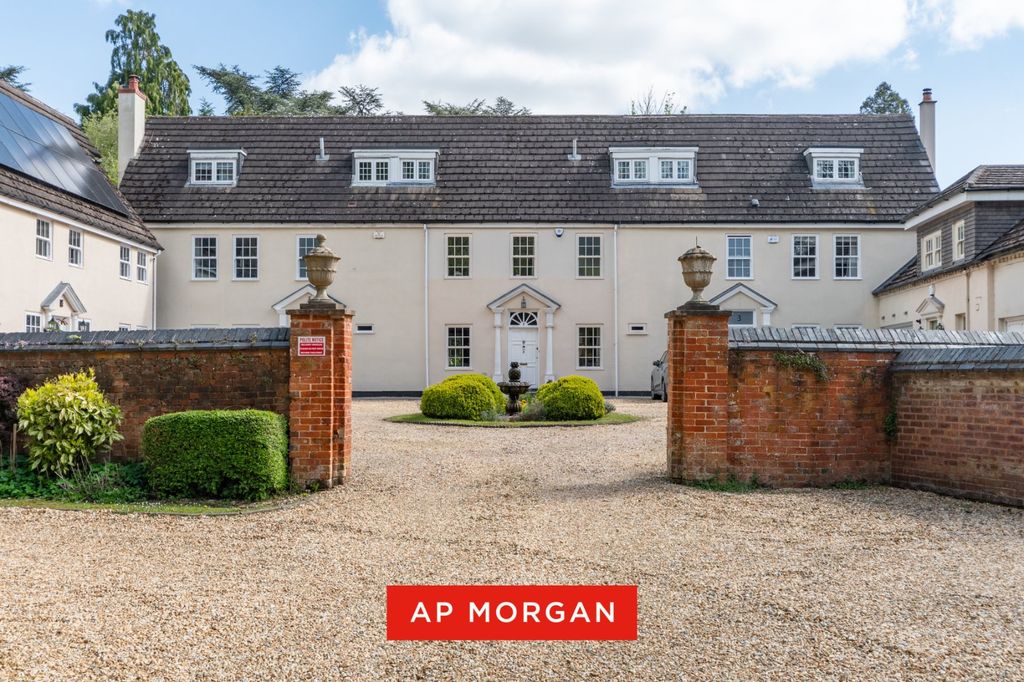 Property photo 1 of 25 Picture No. 32