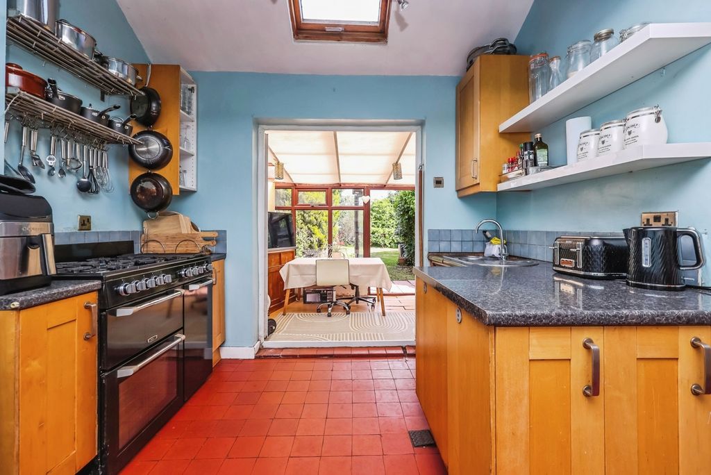 Property photo 2 of 20 Pbox-Img.Jpg