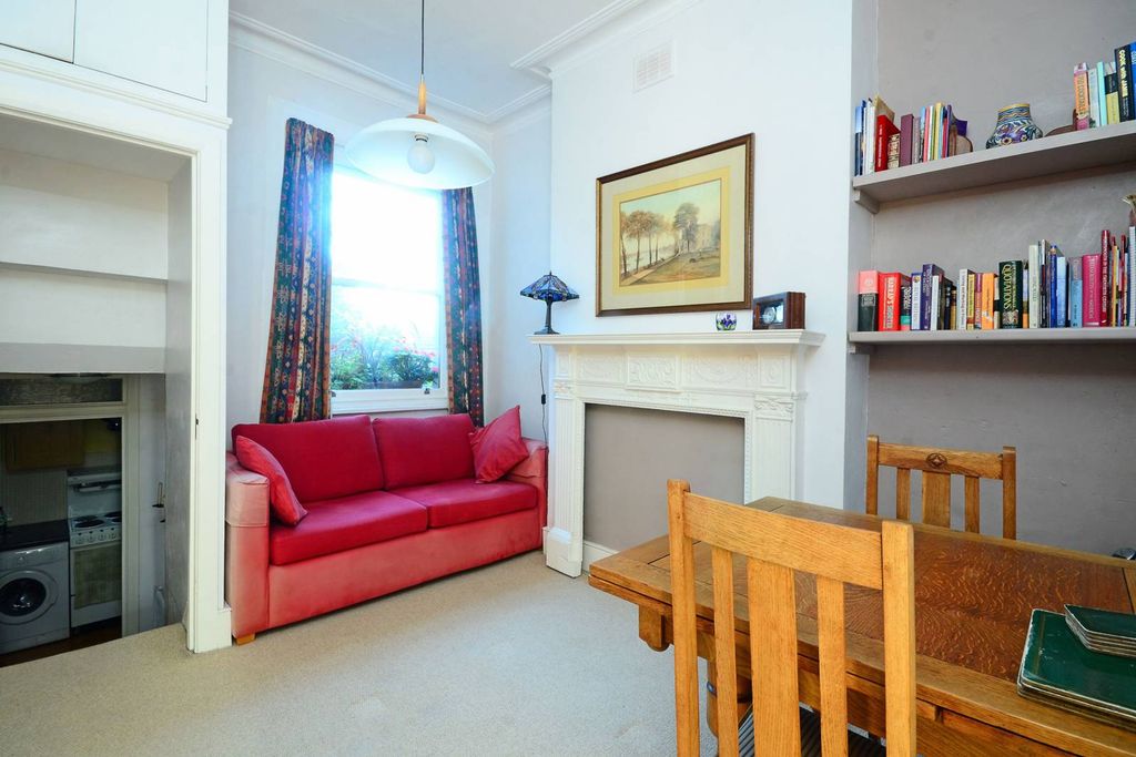 Property photo 1 of 7