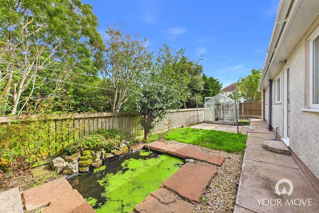 Property photo 2 of 12 Outside