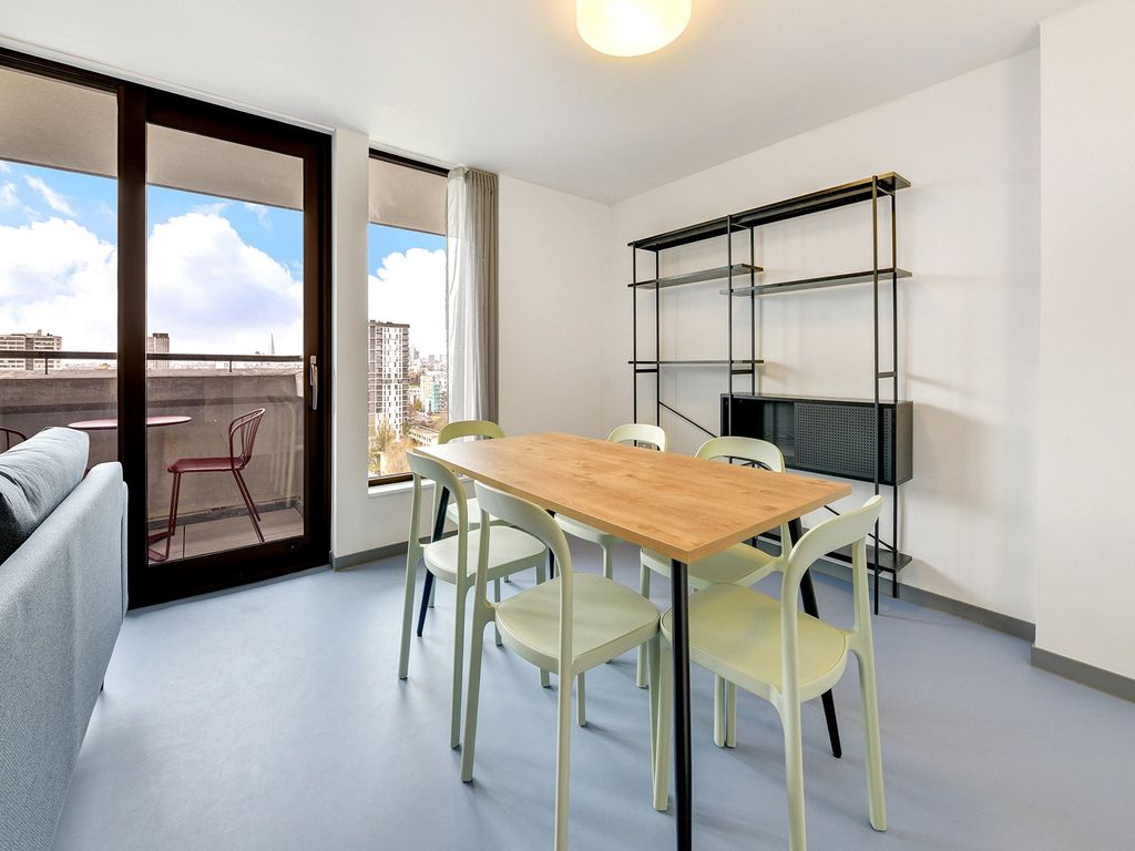 Property photo 3 of 22 Balfron Tower