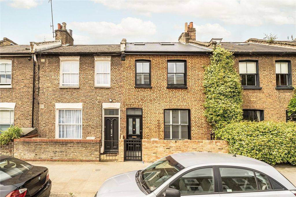 Property photo 1 of 10