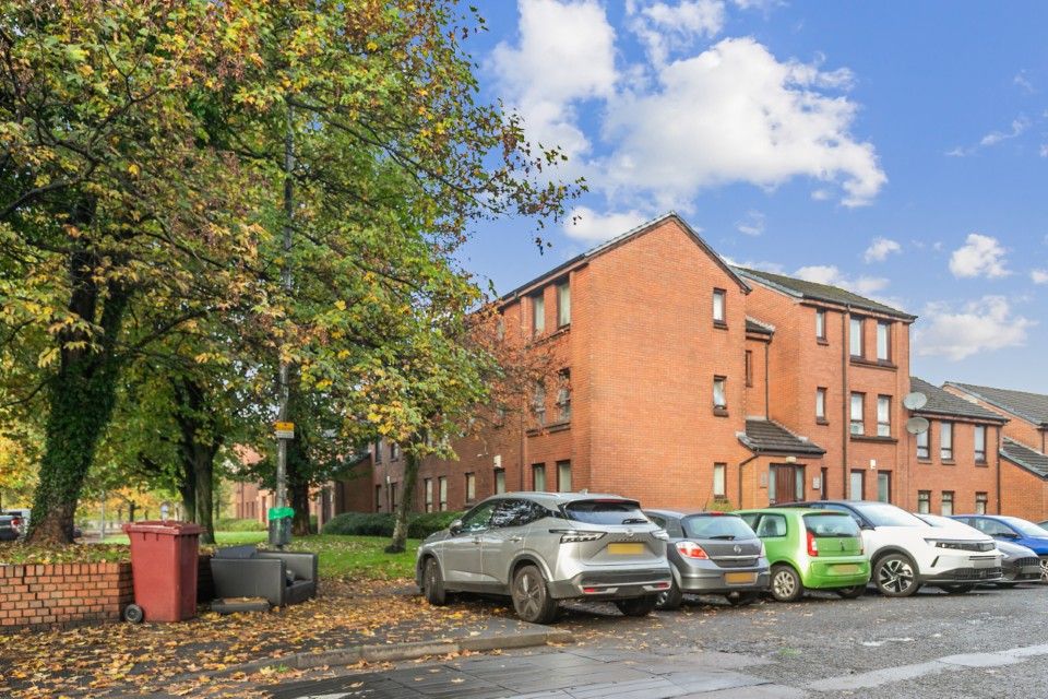 Property photo 3 of 10 External