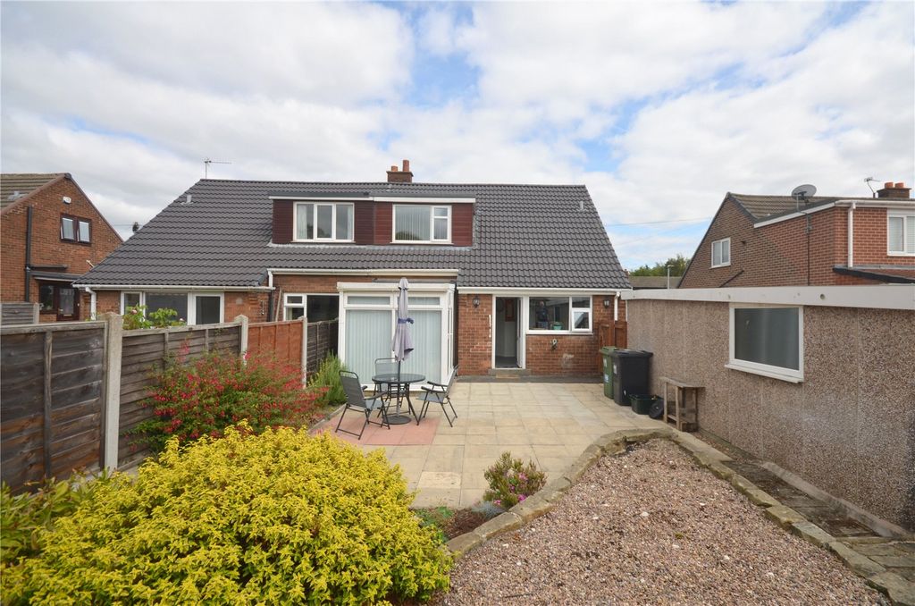 Property photo 1 of 17 Picture No. 05