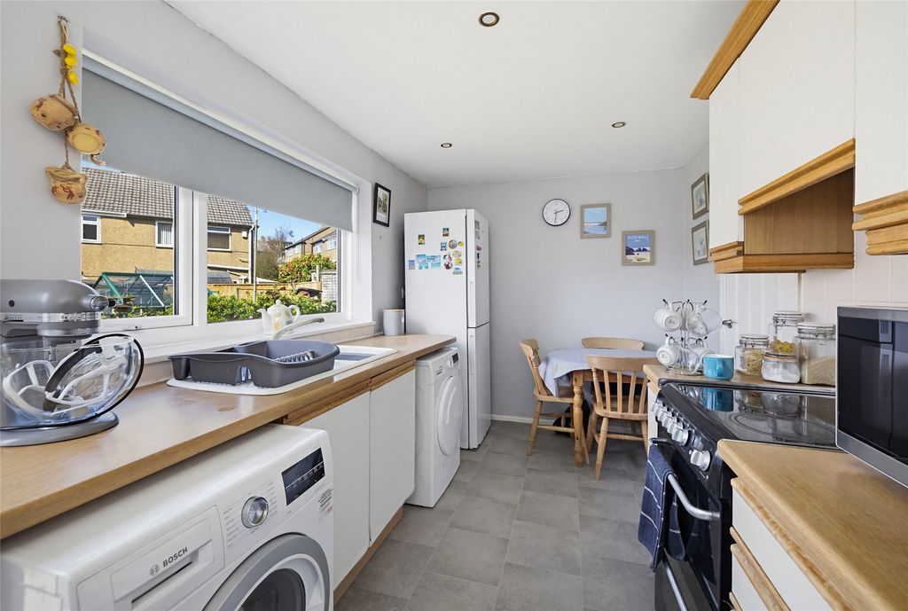 Property photo 3 of 18 Picture No. 16