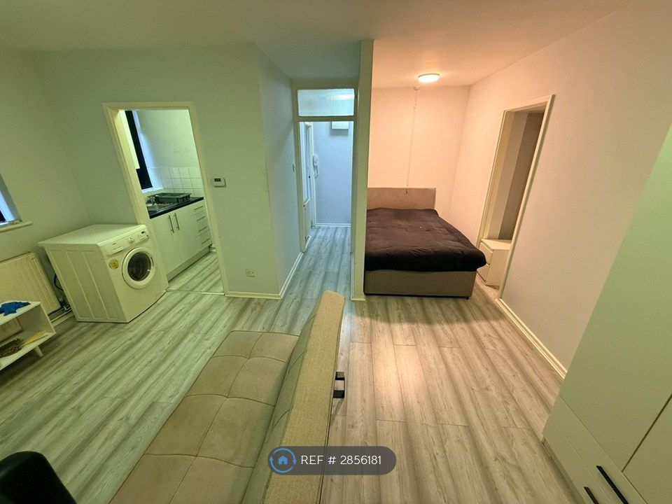 Property photo 1 of 4