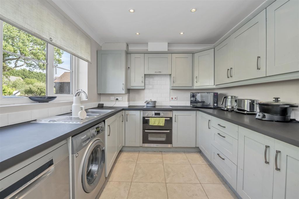 Property photo 2 of 14 Dcp_5576.Jpg