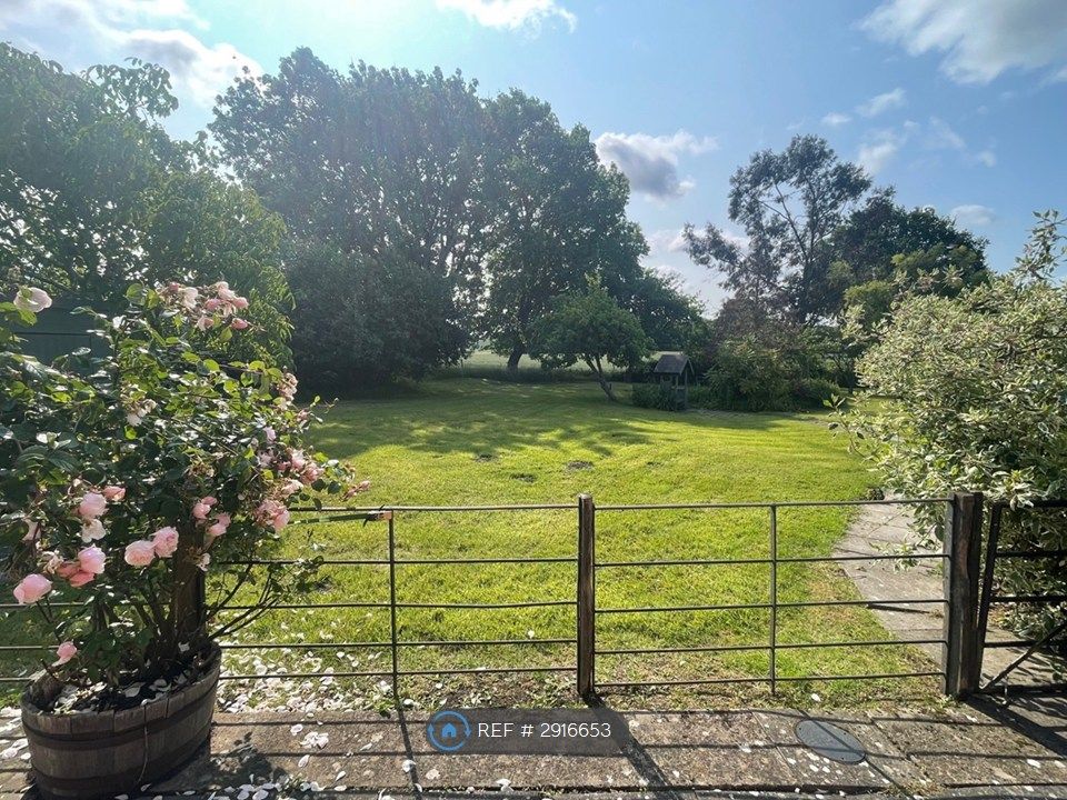Property photo 3 of 8