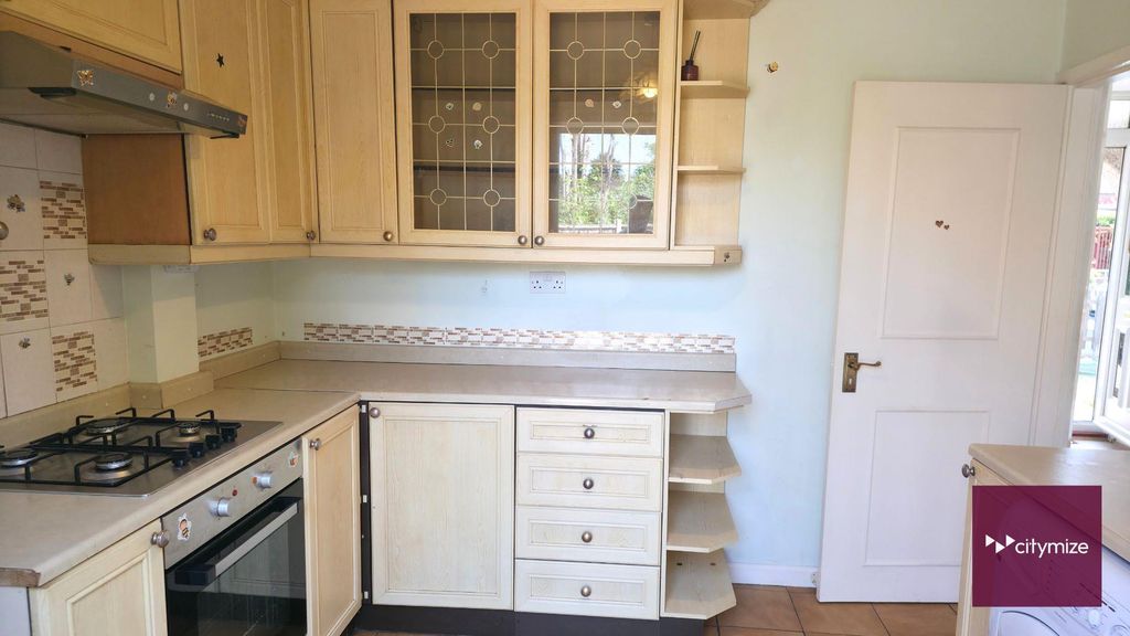 Property photo 2 of 16 12.Jpg