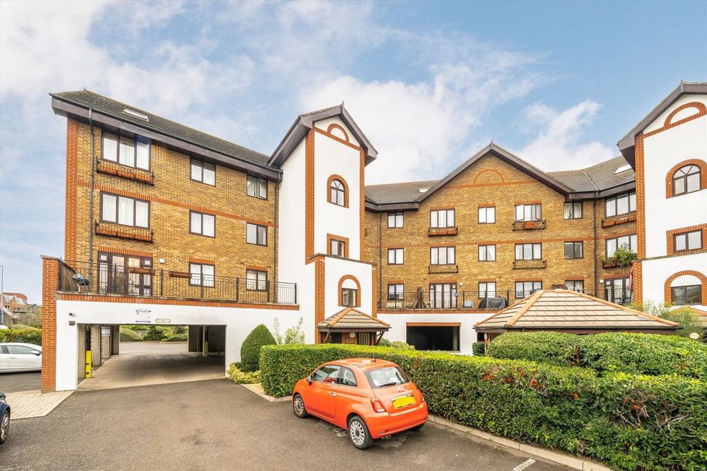 Property photo 1 of 5