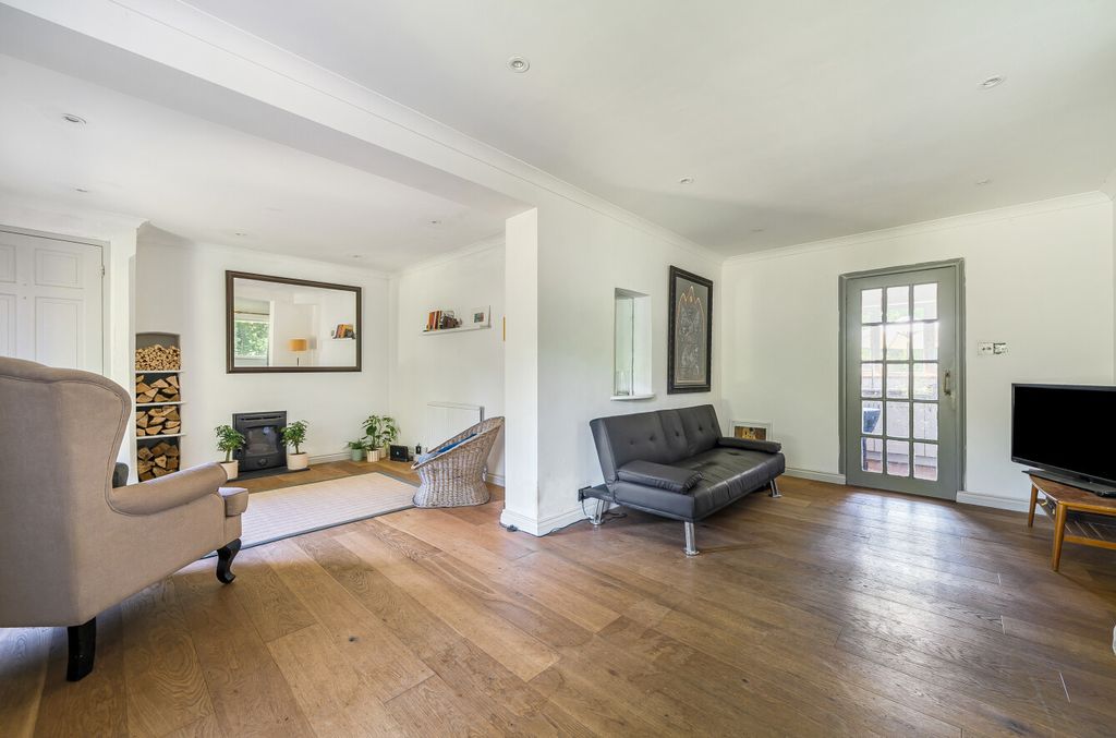 Property photo 3 of 19 1301252-23-6862B2...