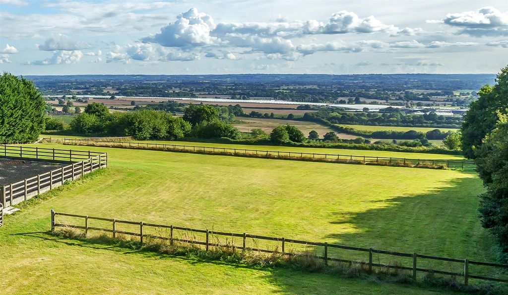 Property photo 2 of 36 Extraordinary Views