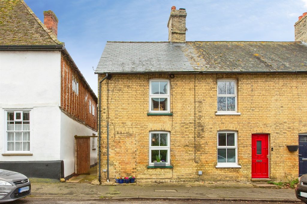 Property photo 1 of 12