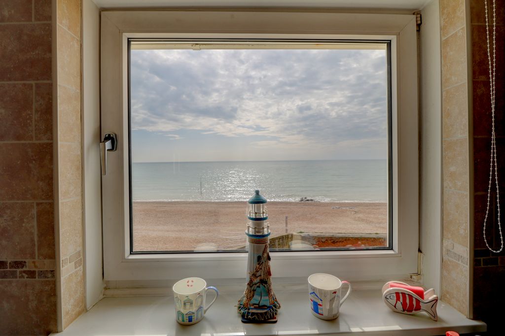 Property photo 3 of 12 Kitchen View