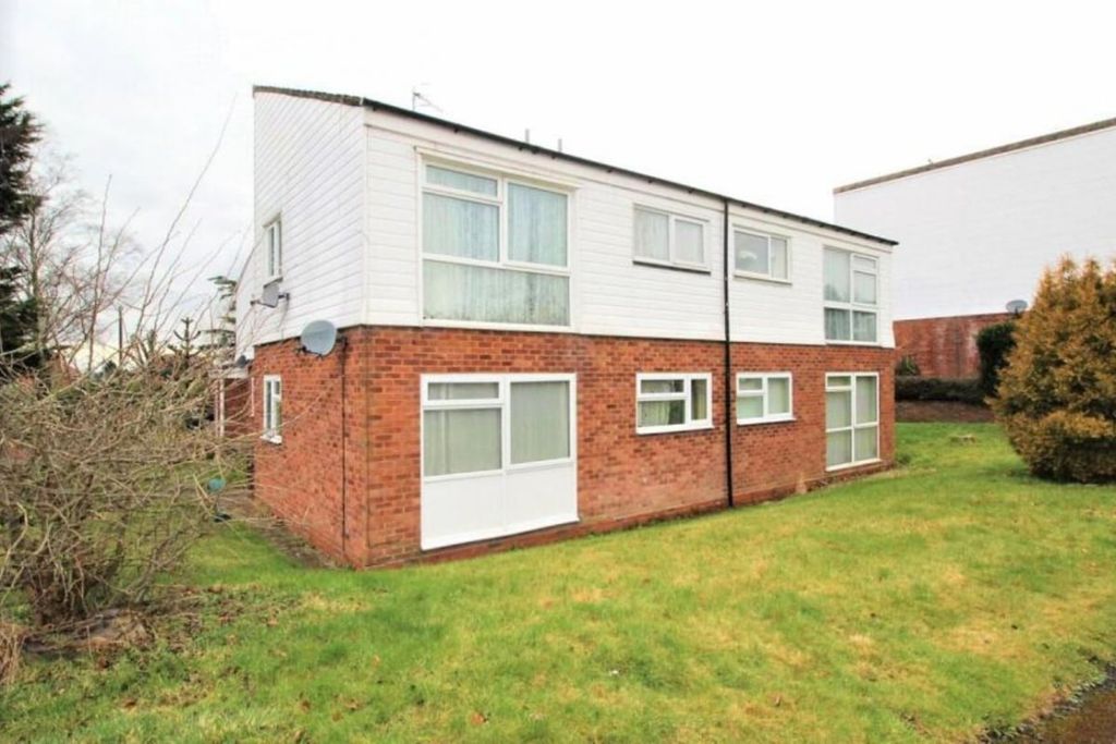 Property photo 1 of 5