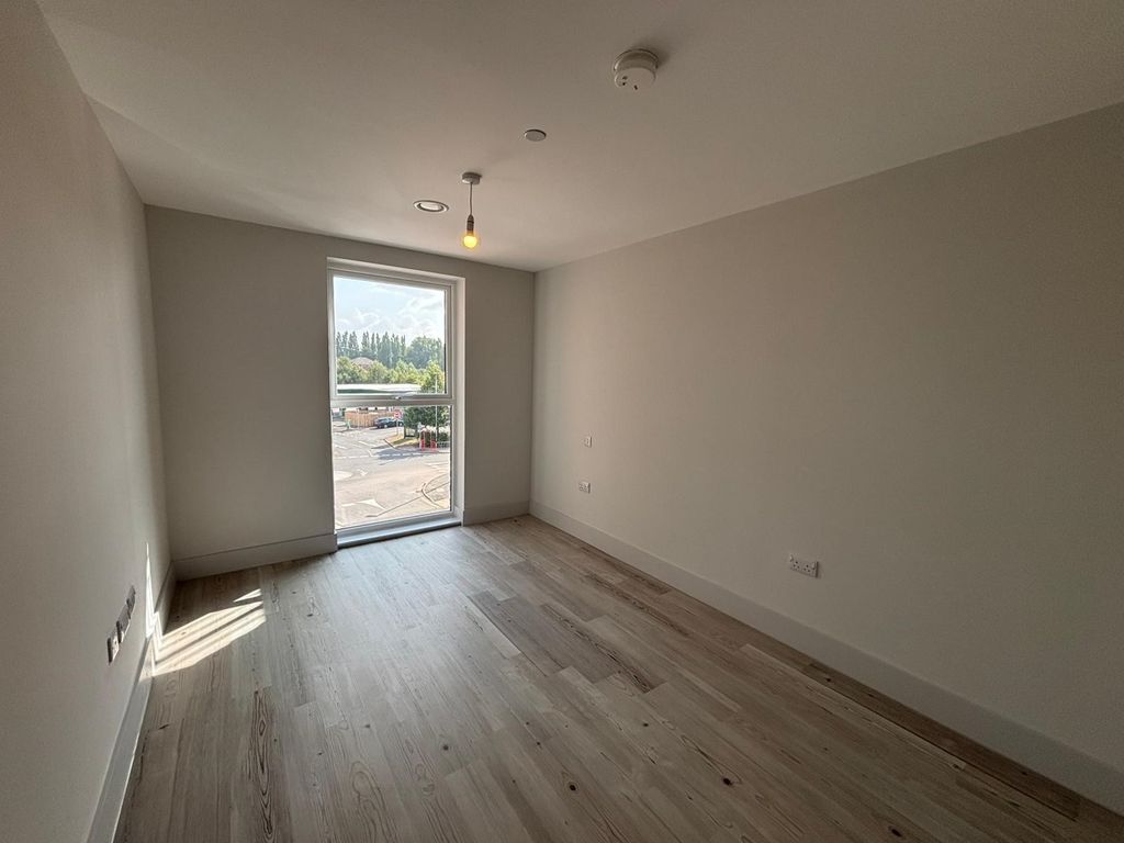 Property photo 2 of 4