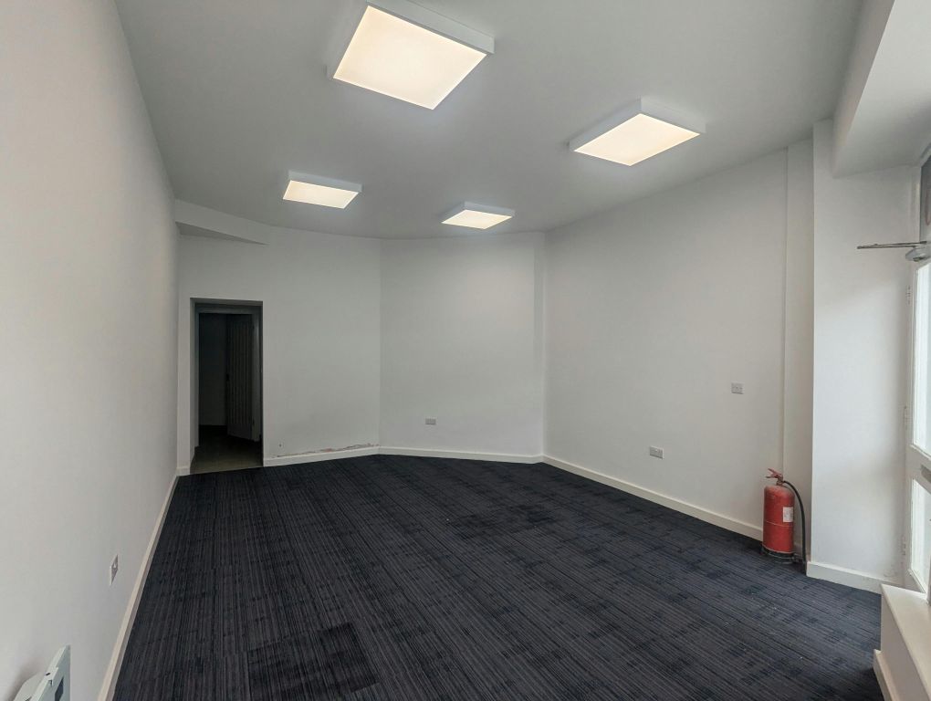 Property photo 2 of 5 1000021007.Jpg