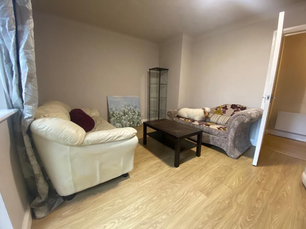 Property photo 2 of 7 Photo 2