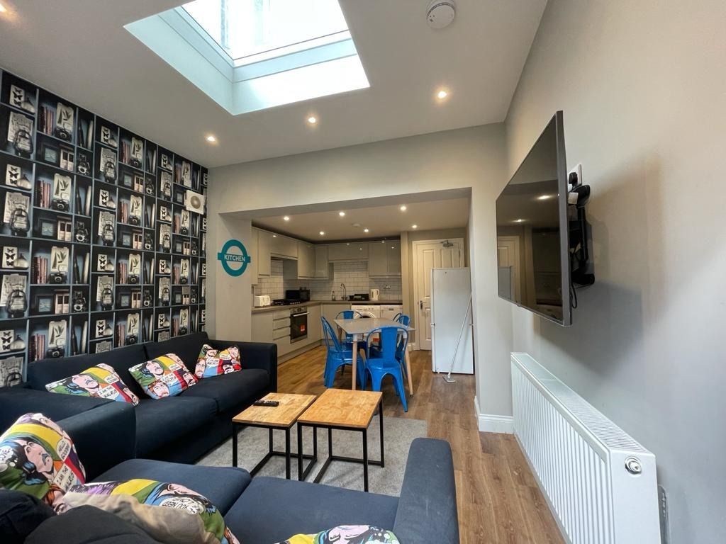 Property photo 2 of 12 4631121