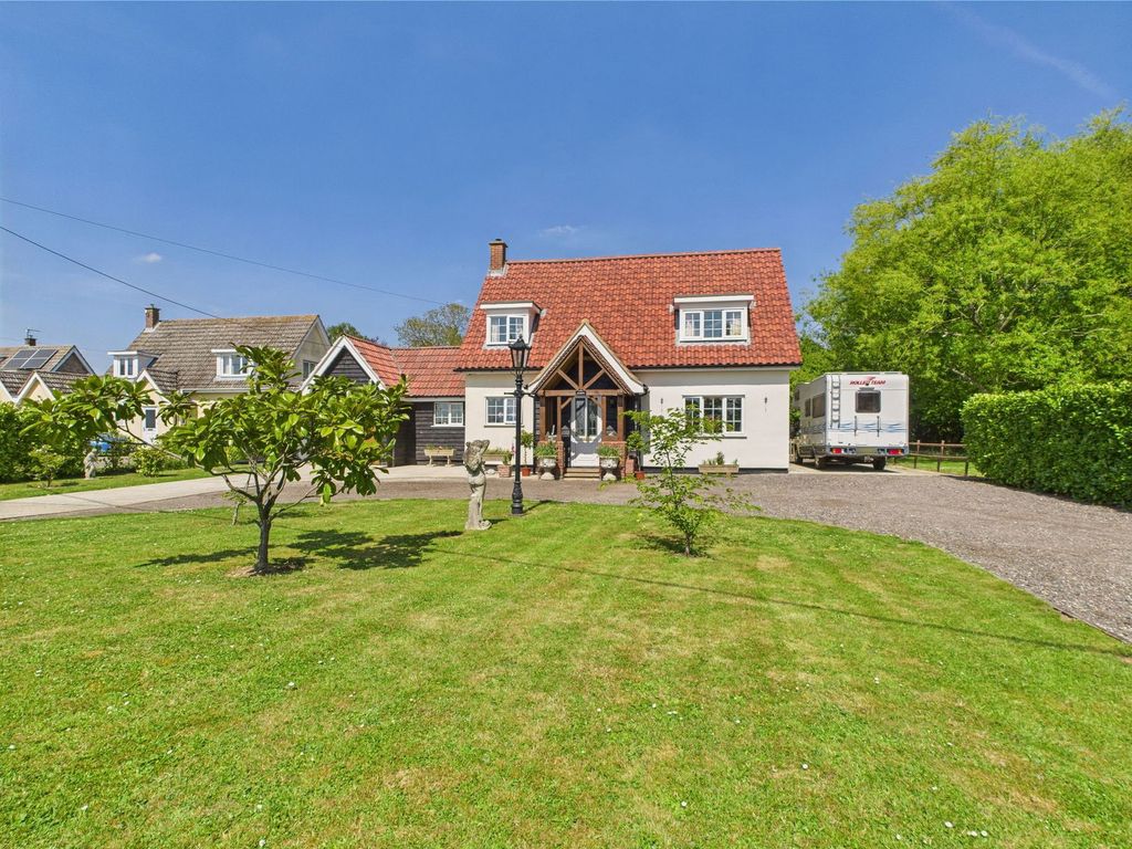 Property photo 1 of 28