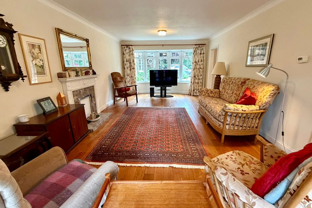 Property photo 2 of 22