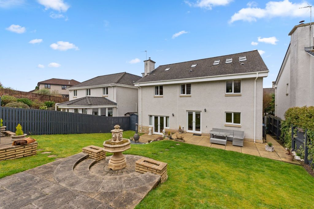 Property photo 1 of 51