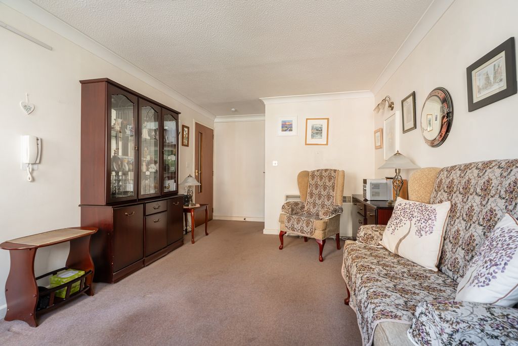Property photo 3 of 18 Property Image 3