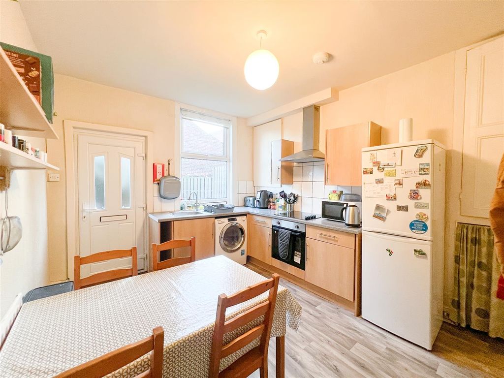 Property photo 2 of 12 Img_1507.Jpg