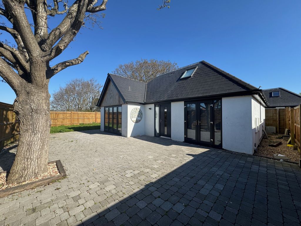 Property photo 1 of 13 Front