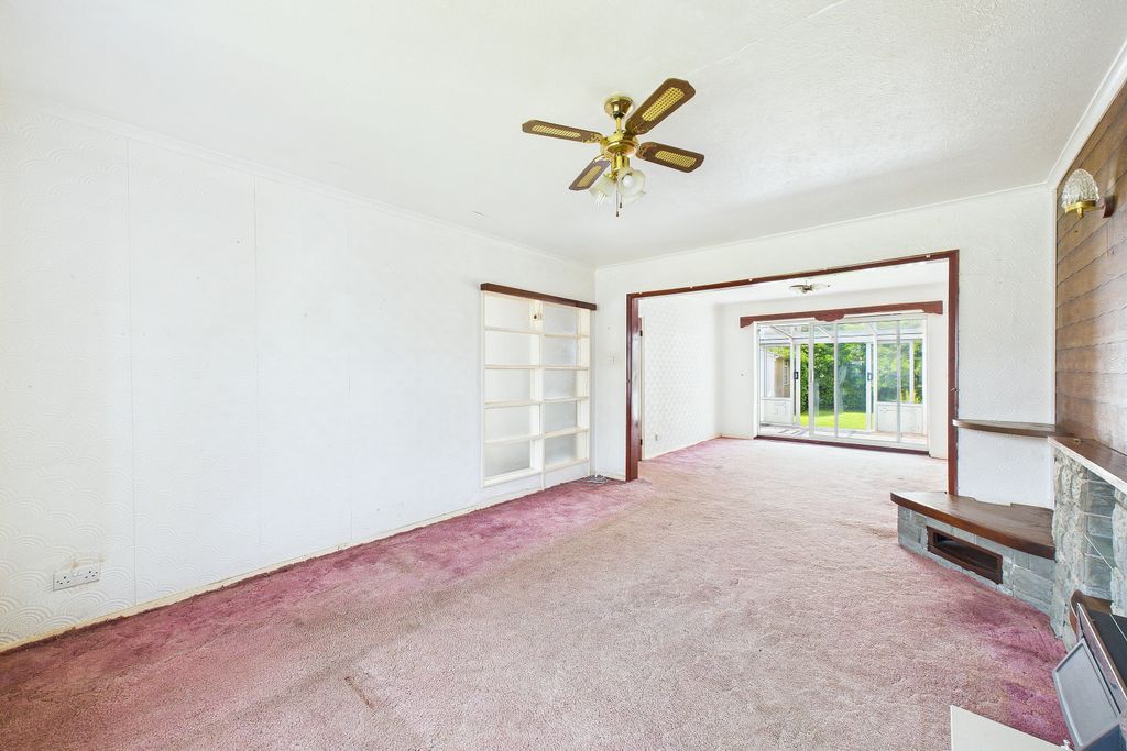 Property photo 2 of 10 Living Room/ Reception Room