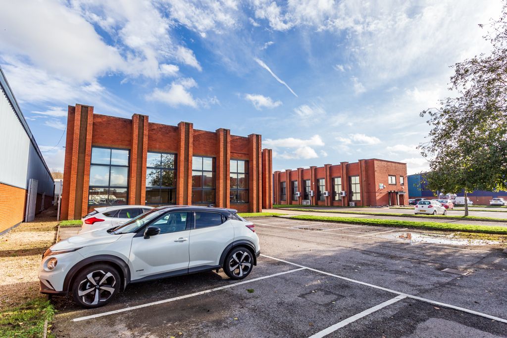 Property photo 2 of 16 Photo 8