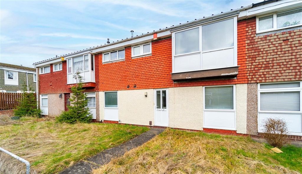 Property photo 1 of 11 Front