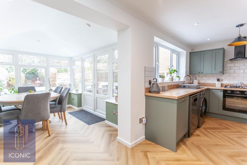 Property photo 3 of 14 Photo 11