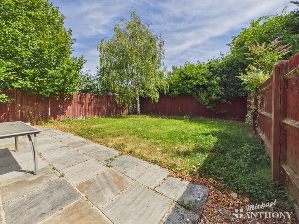 Property photo 2 of 27 Cam03852G0-Pr0749-Still013