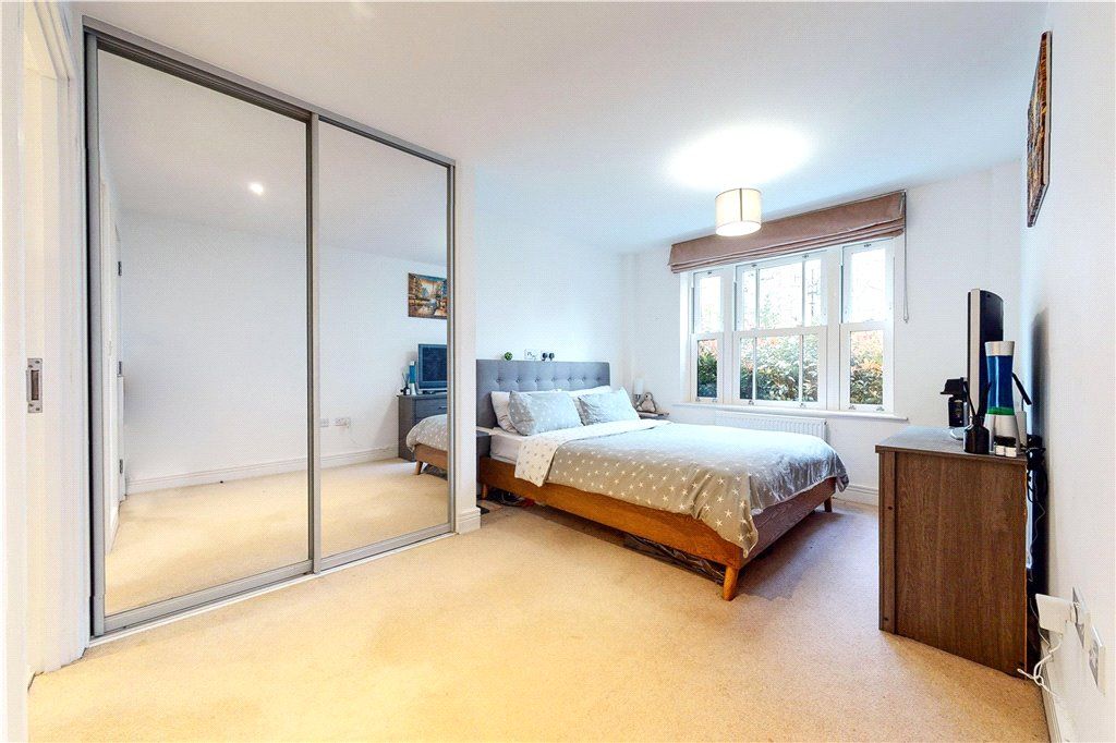 Property photo 1 of 15 Bedroom