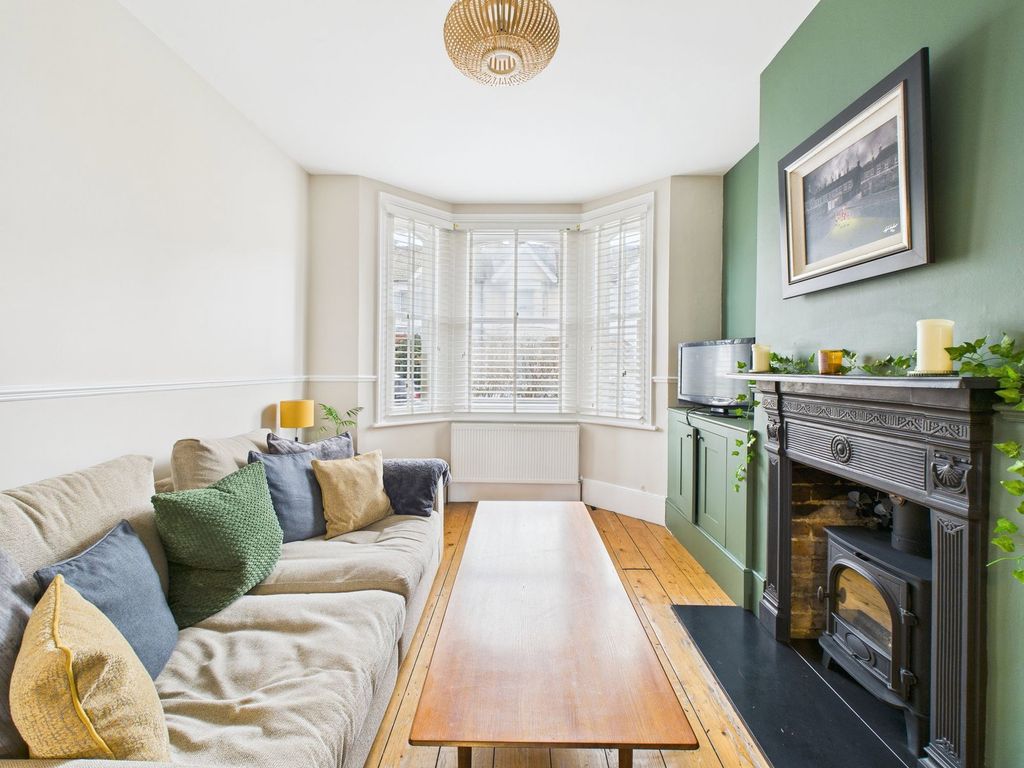 Property photo 3 of 20