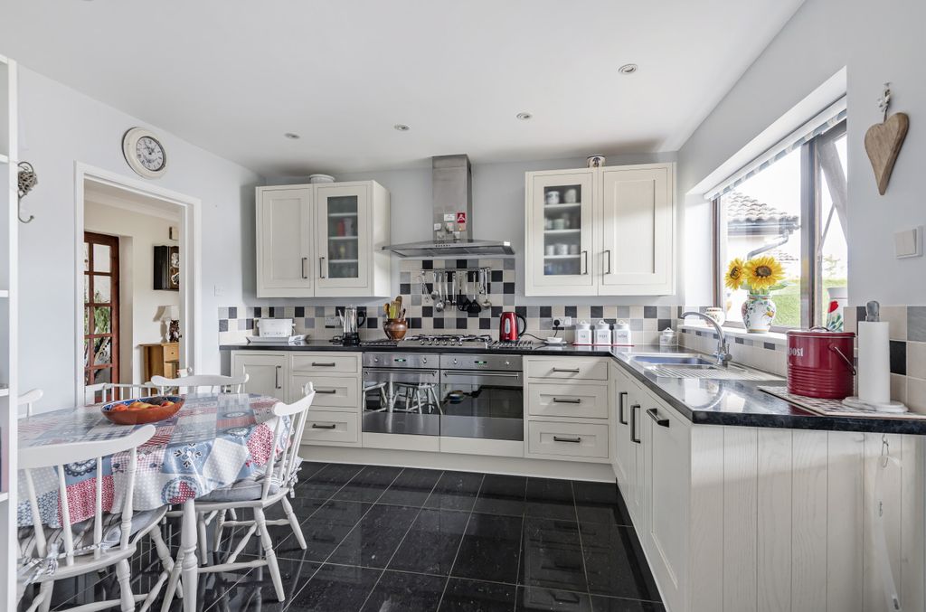 Property photo 2 of 19 888480 (6).Jpg