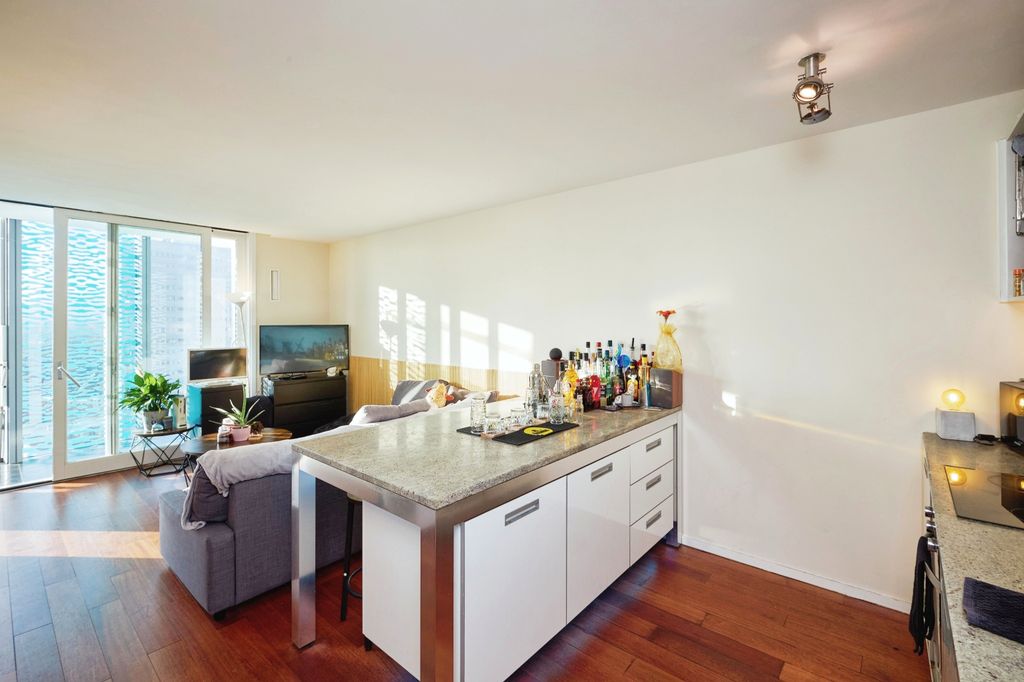 Property photo 2 of 15 Open Plan