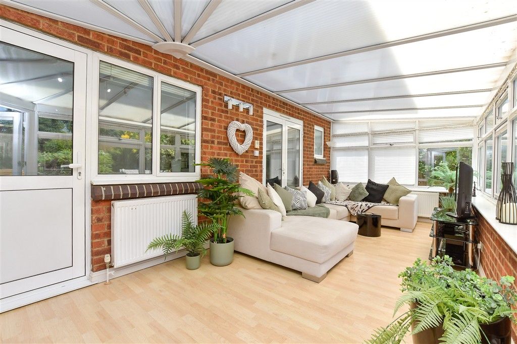 Property photo 2 of 23 Conservatory