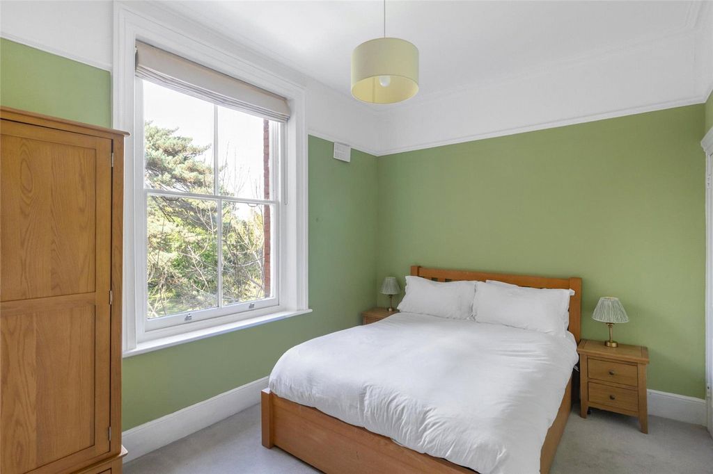 Property photo 3 of 15 Picture No. 10