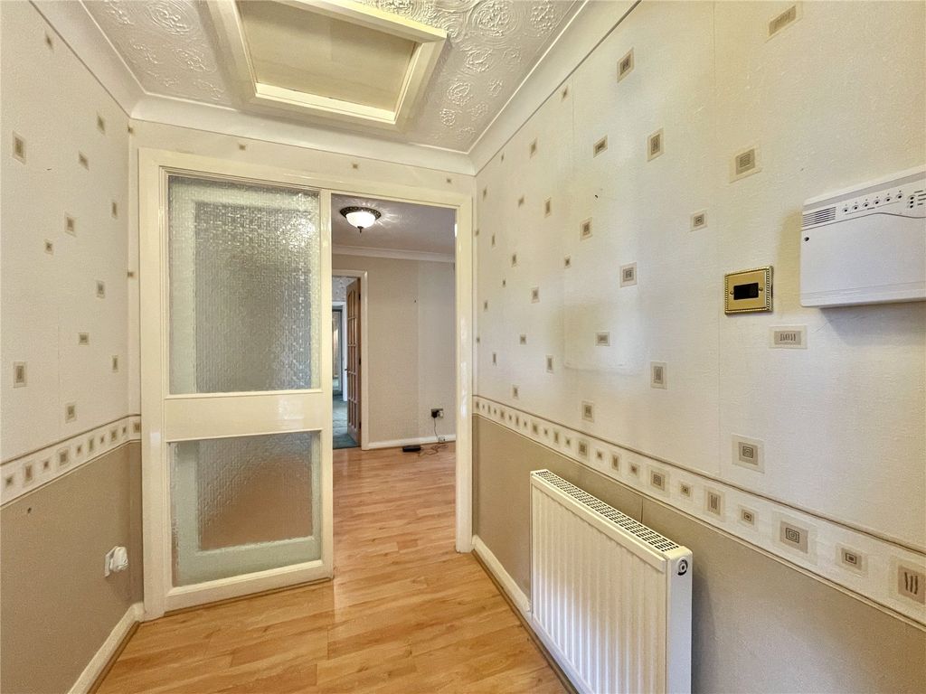 Property photo 2 of 30 Picture No. 95