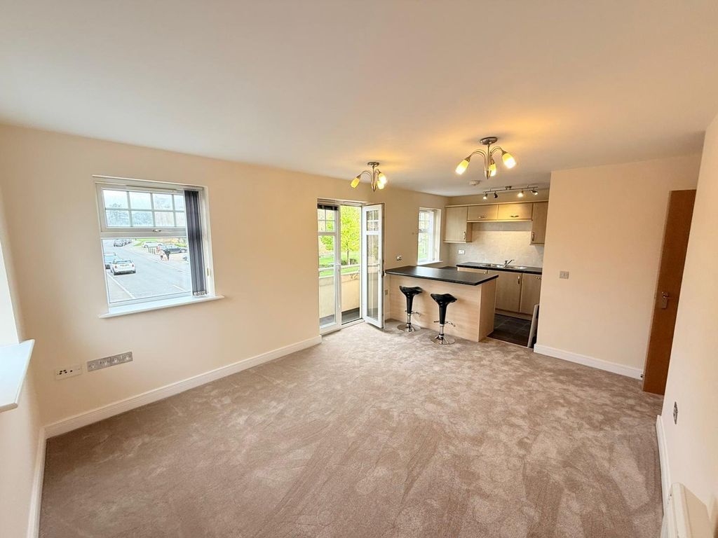 Property photo 2 of 12 Picture No. 05