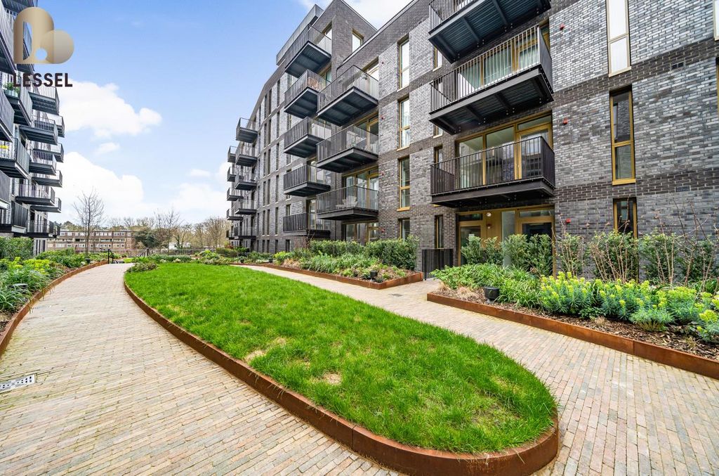 Property photo 1 of 12 Ea89Bc60-d375-41B1-B384-7d99cc795Eab.Jpg