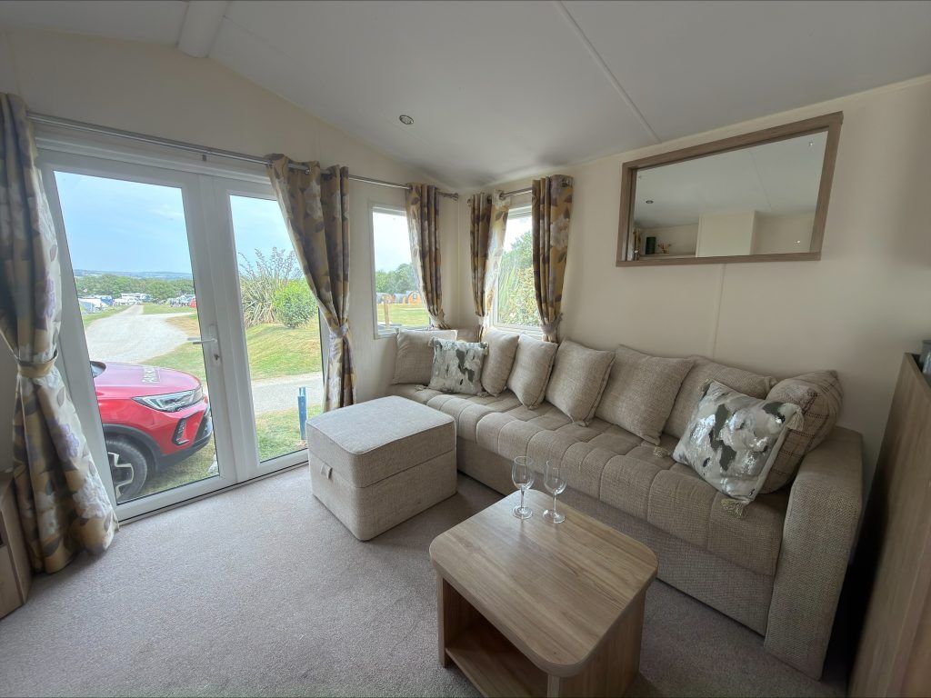 Property photo 1 of 10 Willerby Rio Premiere 2015 Car0057928 143047651.Jpeg