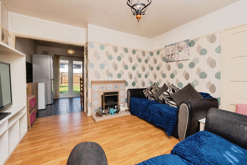 Property photo 2 of 20 Pbox-Img.Jpg