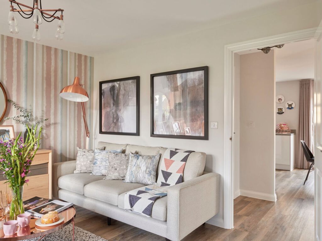 Property photo 3 of 8 Mer_Bovis_Holly_016