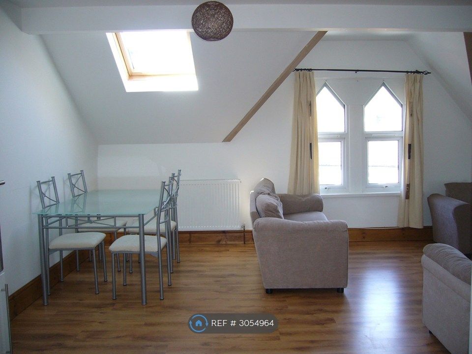 Property photo 2 of 8 Living/Dining Area