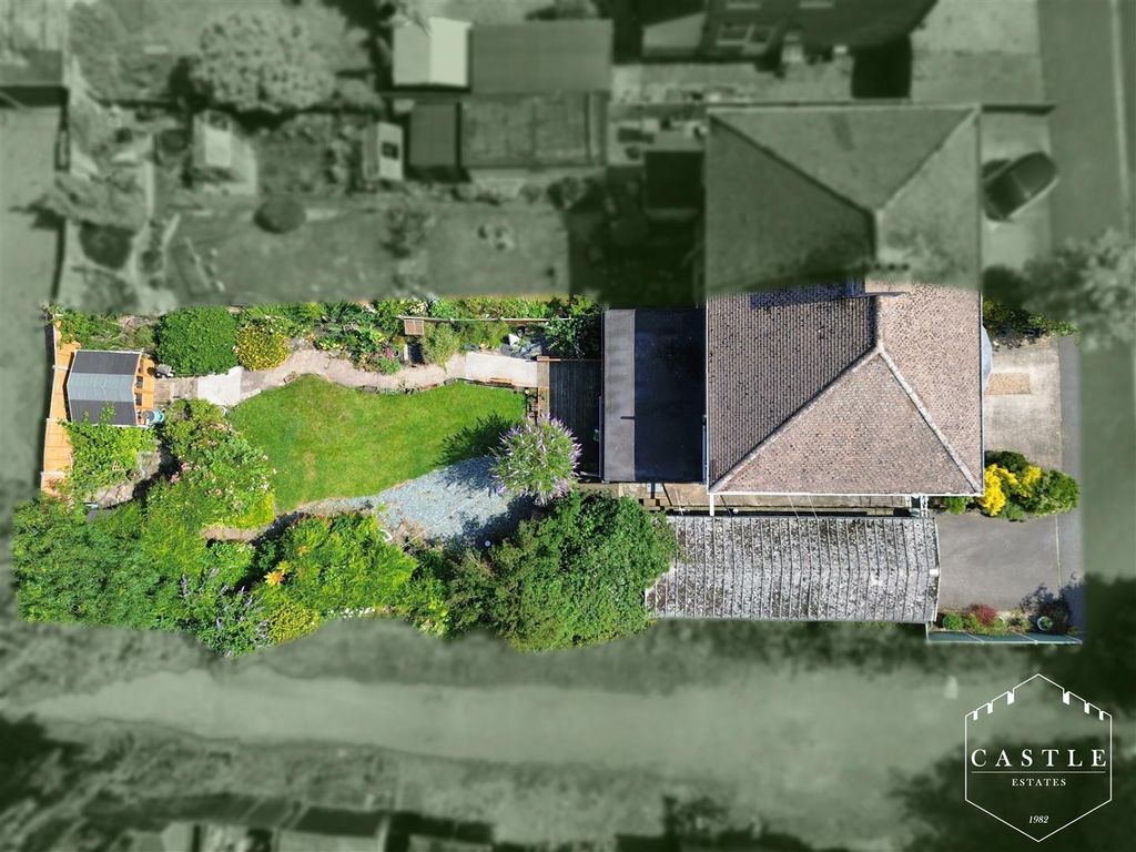 Property photo 2 of 18 Outside - Aerial