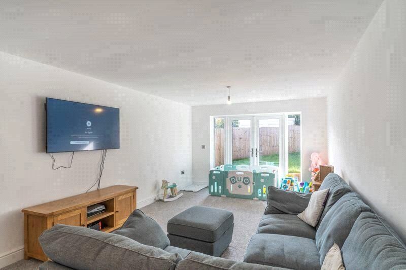 Property photo 3 of 16 Picture No. 28